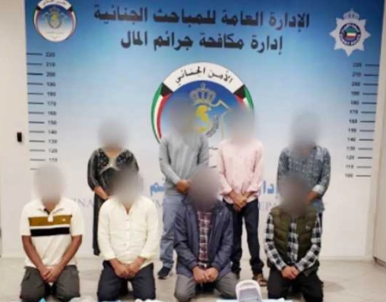 صورة حول : القبض على شبكة تمارس الطب بدون ترخيص وتتاجر بالأدوية الحكومية القبض على شبكة تمارس الطب بدون ترخيص وتتاجر بالأدوية الحكومية