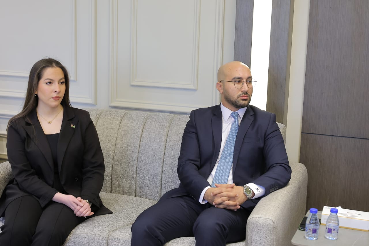 القاضي يلتقي وفد جمعية سند ويؤكد دعم مجلس النواب لتمكين الشباب