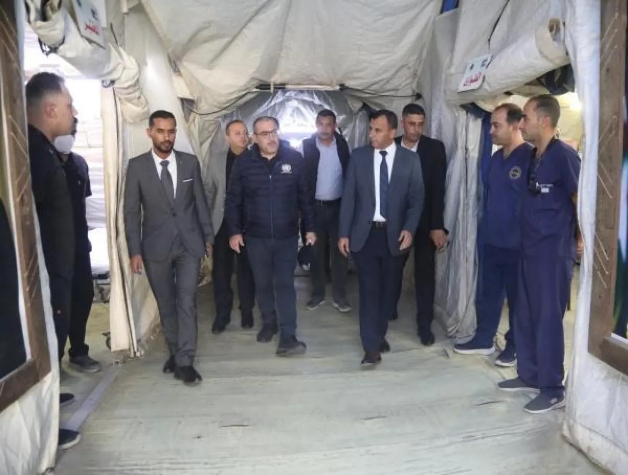 وفد أممي يزور المستشفى الميداني الأردني جنوب غزة
