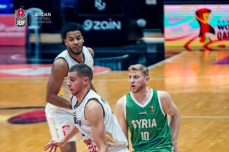 الأردن يفتتح تصفيات كأس العالم لكرة السلة بفوز على سوريا