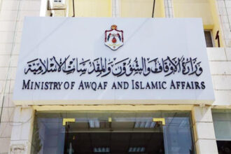 الأوقاف: قلة الإيمان والذنوب وراء انقطاع المطر وليس الغيوم