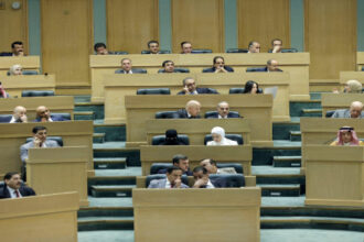 بالفيديو…. كيف وصفوا النواب الموازنة؟