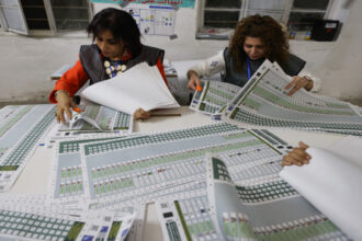 كم بلغت نسبة المشاركة بالانتخابات بالعراق؟