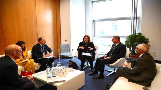 صورة حول : الفراية يلتقي المفوضة الأوروبية لشؤون المتوسط الفراية يلتقي المفوضة الأوروبية لشؤون المتوسط