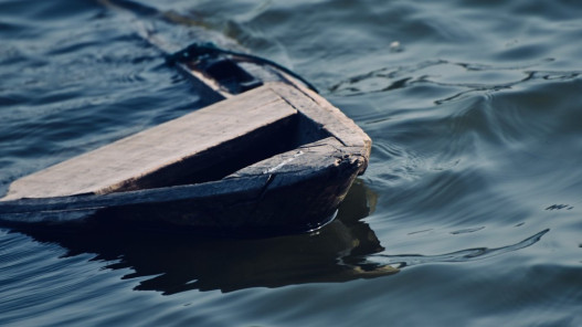 صورة حول : غرق 4 في انقلاب قاربي مهاجرين قبالة ساحل ليبيا غرق 4 في انقلاب قاربي مهاجرين قبالة ساحل ليبيا