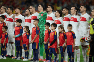 فضيحة في إشبيلية: سرقة ساعات وخواتم نجوم تركيا خلال مباراة إسبانيا