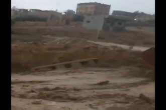 مصدر أمني: الحافلة التي جرفتها السيول في الزرقاء كانت خالية من الركاب