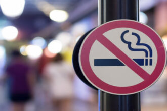 الحكومة: حملة لضبط التدخين من خلال التشريعات خلال أسابيع