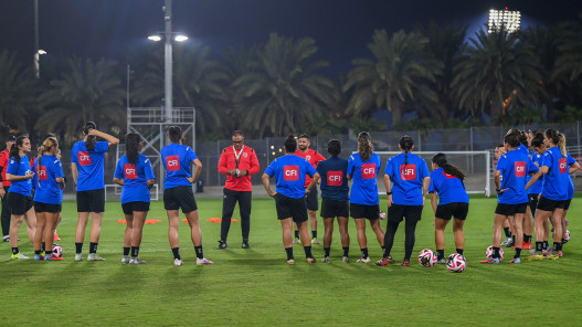 صورة حول : السيدات لكرة القدم يلتقي نظيره اللبناني ببطولة غرب آسيا الجمعة السيدات لكرة القدم يلتقي نظيره اللبناني ببطولة غرب آسيا الجمعة