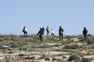 دول أوروبية تدعو إسرائيل إلى حماية الفلسطينيين