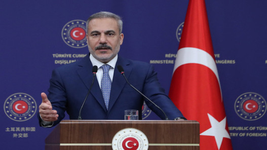 فيدان: إسرائيل تنتهك وقف إطلاق النار في غزة..