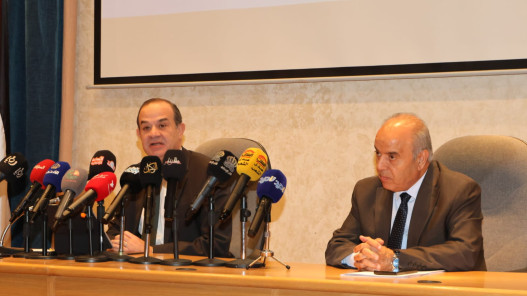 صورة حول : الأردن يطلق “أجيال” لتعزيز التعليم الرقمي وربط أكثر من 2000 مدرسة بالذكاء الاصطناعي الأردن يطلق “أجيال” لتعزيز التعليم الرقمي وربط أكثر من 2000 مدرسة بالذكاء الاصطناعي