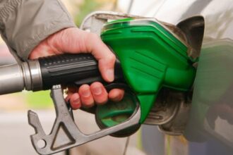 الحكومة السورية تخفّض أسعار المشتقات النفطية وتعلن التسعيرة الجديدة