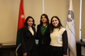 طالبتان أردنيتان تحصدان المركز الأول عالميًا في مسابقة الذكاء الاصطناعي التوليدي