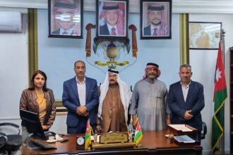 مجلس محافظة الكرك يبحث تعزيز الشراكة مع القطاعات المجتمعية