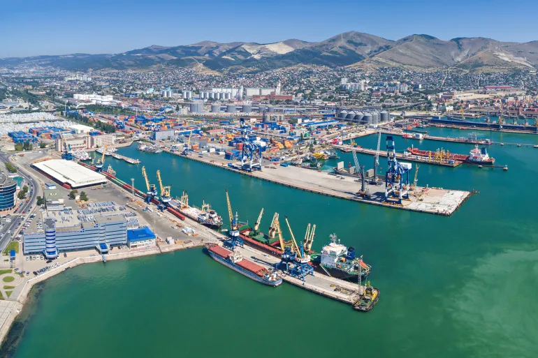 الهجوم على نوفوروسيسك يوقف صادرات النفط الروسية