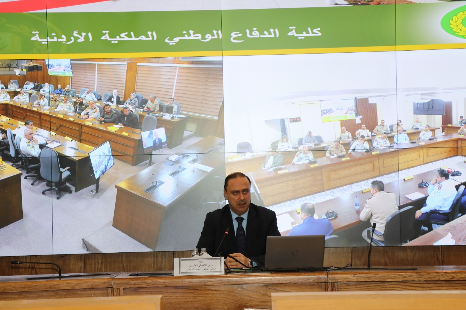 صورة حول : المومني: الاتصال الحكومي خط دفاع رئيسي في مواجهة المعلومات المضللة وتعزيز الأمن الوطني المومني: الاتصال الحكومي خط دفاع رئيسي في مواجهة المعلومات المضللة وتعزيز الأمن الوطني