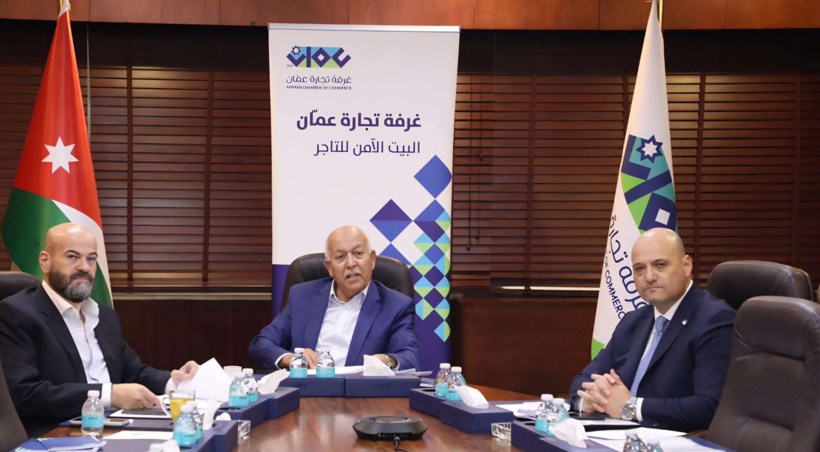 صورة حول : تجارة عمان وإندونيسيا تبحثان تعزيز التعاون الاقتصادي والاستثماري والسياحي تجارة عمان وإندونيسيا تبحثان تعزيز التعاون الاقتصادي والاستثماري والسياحي