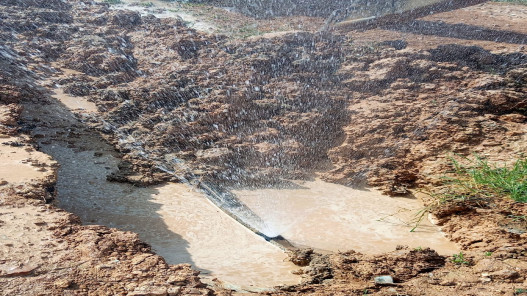 صورة حول : حملة أمنية لمياهنا توقف التعديات على الخطوط الرئيسية والفرعية في الزرقاء حملة أمنية لمياهنا توقف التعديات على الخطوط الرئيسية والفرعية في الزرقاء