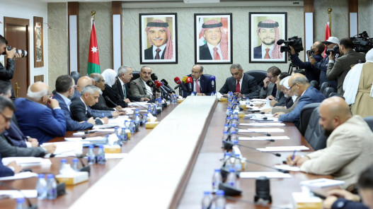 اللجنة المالية النيابية تبحث موازنات وزارة الثقافة والمكتبة الوطنية