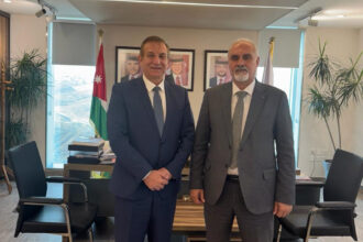 الأردن وفلسطين تبحثان تعزيز التعاون الزراعي والأمن الغذائي