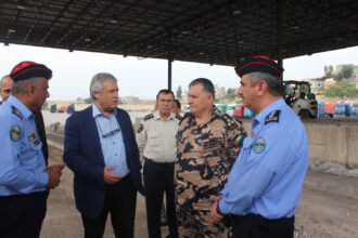 وزير النقل يتفقد معابر المملكة ويطلع على تطوير خدمات الشحن وحركة المسافرين