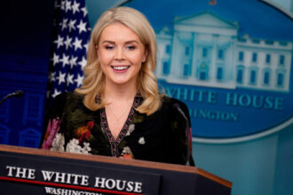 البيت الأبيض: ترامب يراقب الوضع في نيجيريا عن كثب