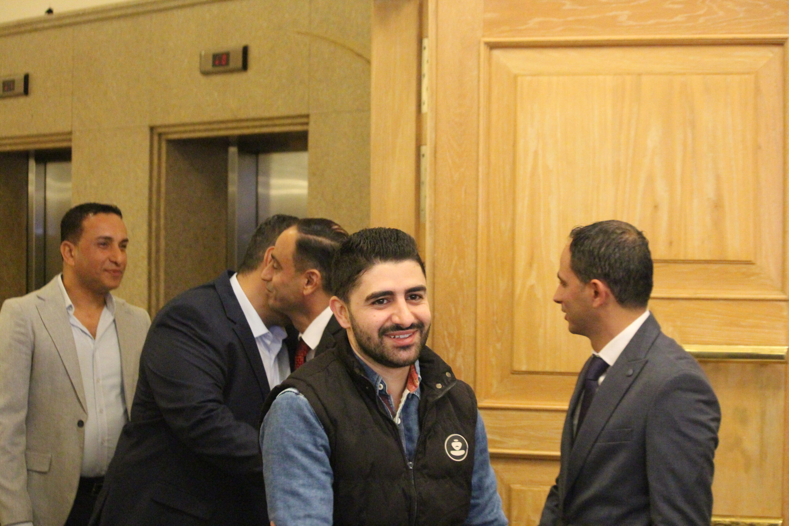 الكابتن الطيار دريد اللواما يولم بمناسبة زفاف نجله