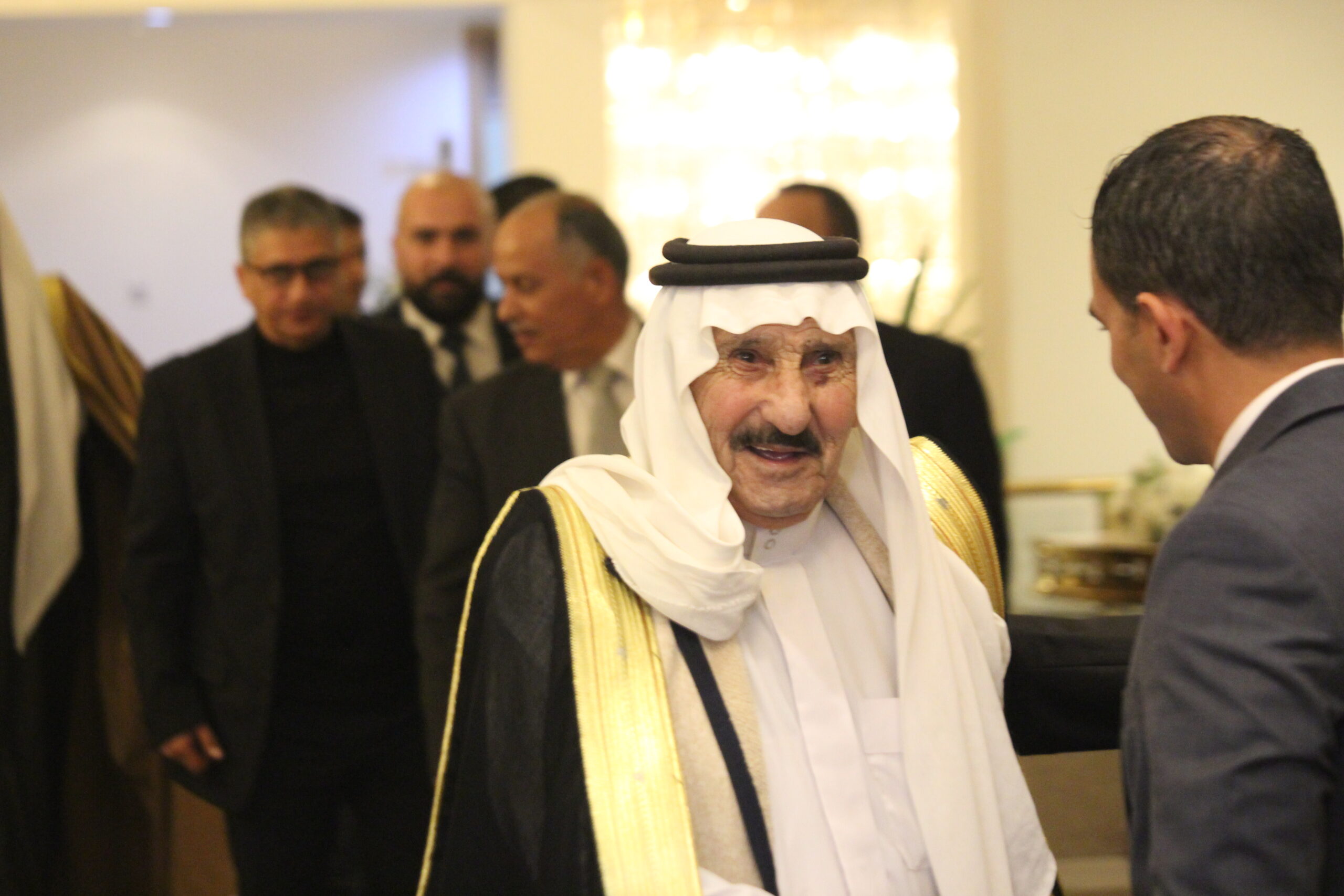 الكابتن الطيار دريد اللواما يولم بمناسبة زفاف نجله