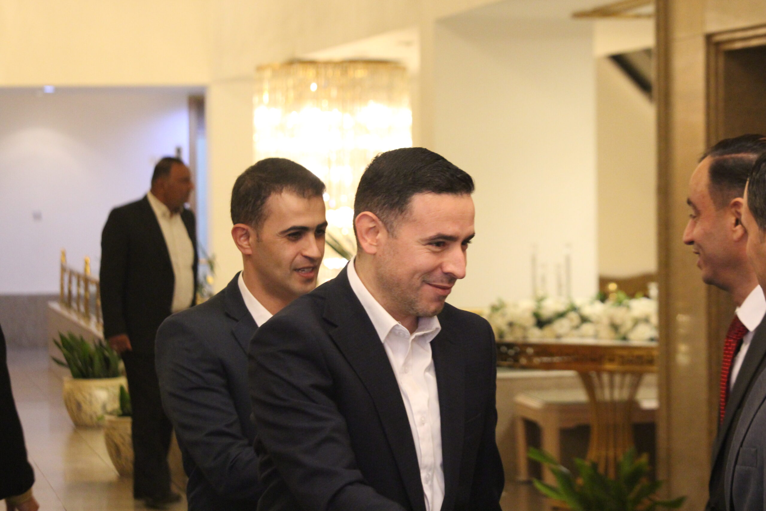 الكابتن الطيار دريد اللواما يولم بمناسبة زفاف نجله