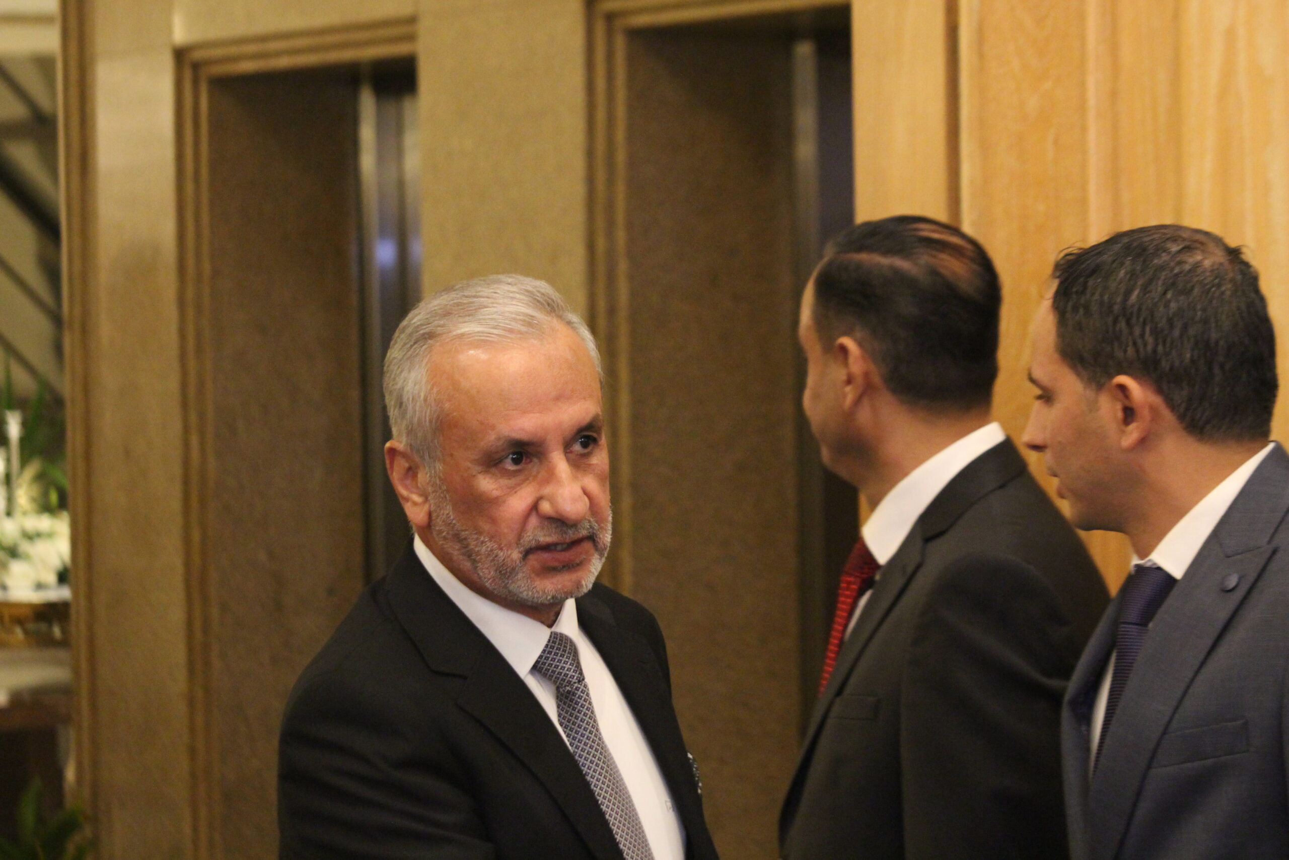 الكابتن الطيار دريد اللواما يولم بمناسبة زفاف نجله