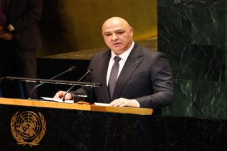 عون يتهم إسرائيل بارتكاب جريمة متكاملة في لبنان