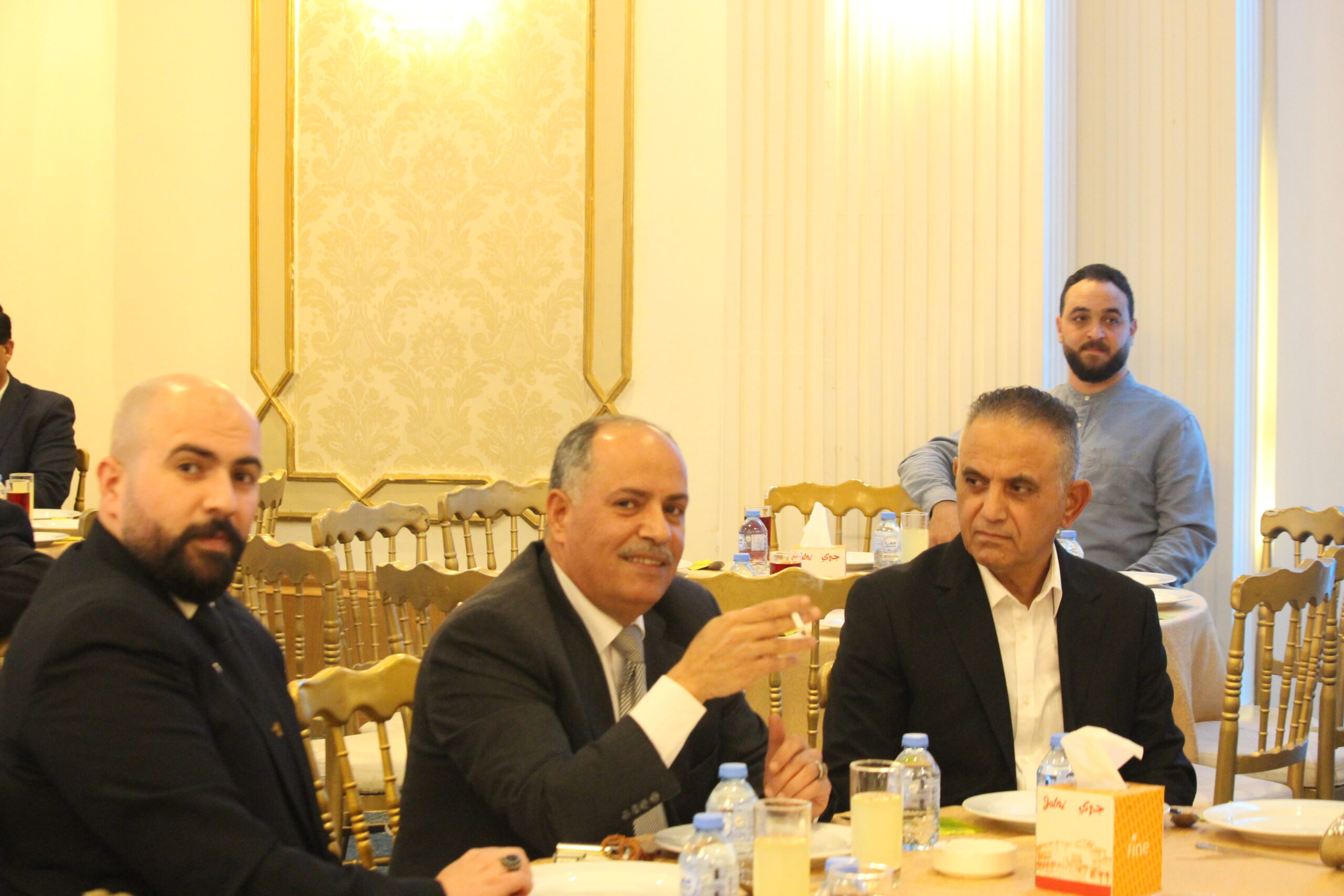 الكابتن الطيار دريد اللواما يولم بمناسبة زفاف نجله