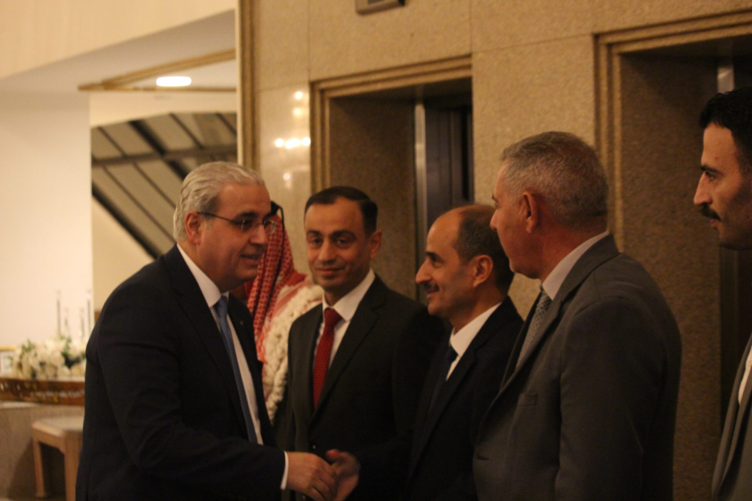 الكابتن الطيار دريد اللواما يولم بمناسبة زفاف نجله