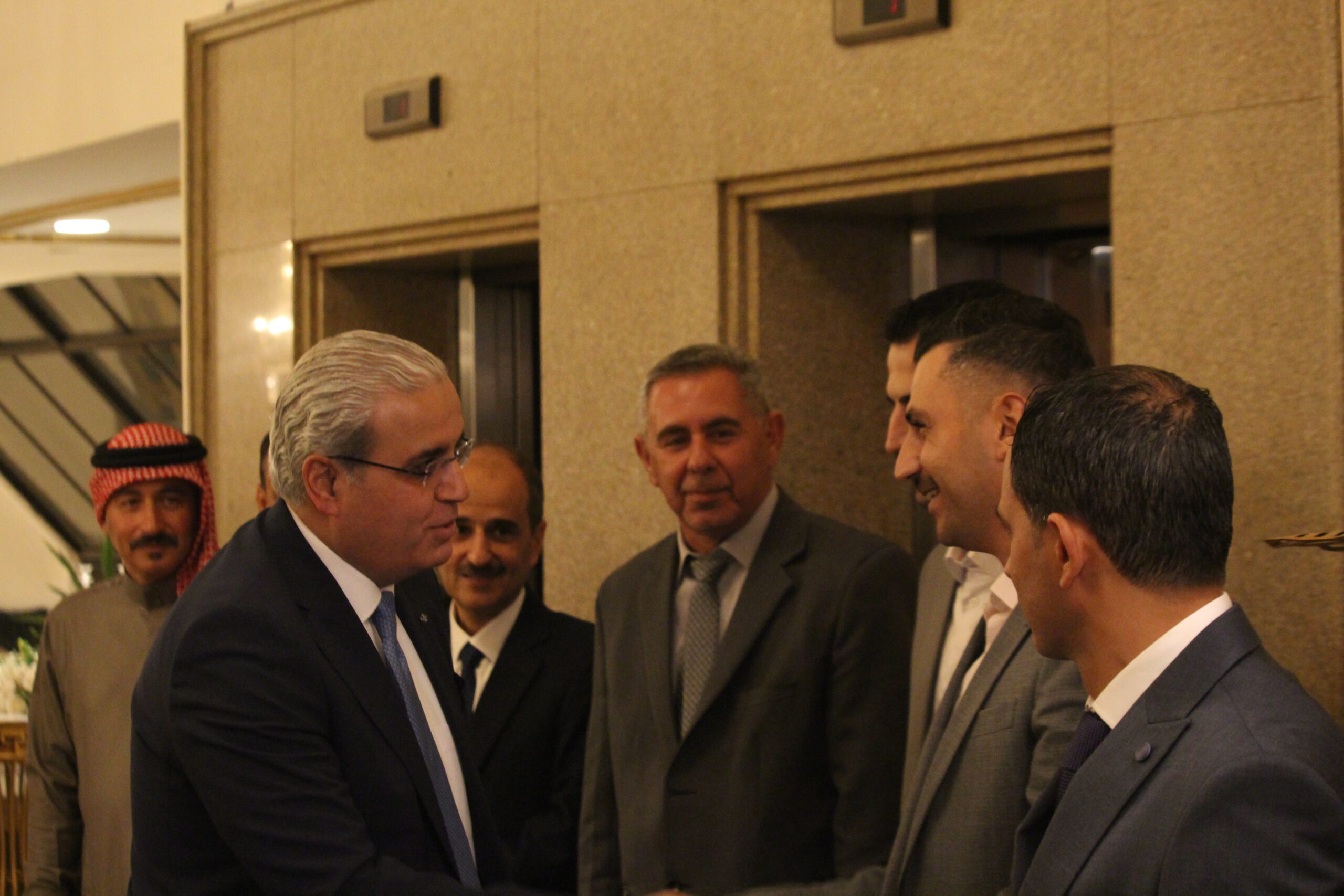 الكابتن الطيار دريد اللواما يولم بمناسبة زفاف نجله