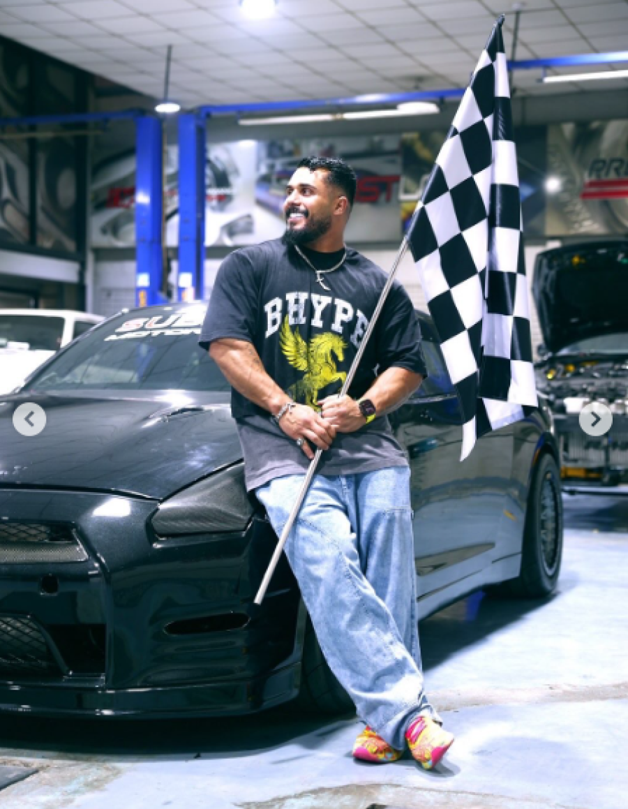 التورة يتحدى سائقي الدراجات بالأردن