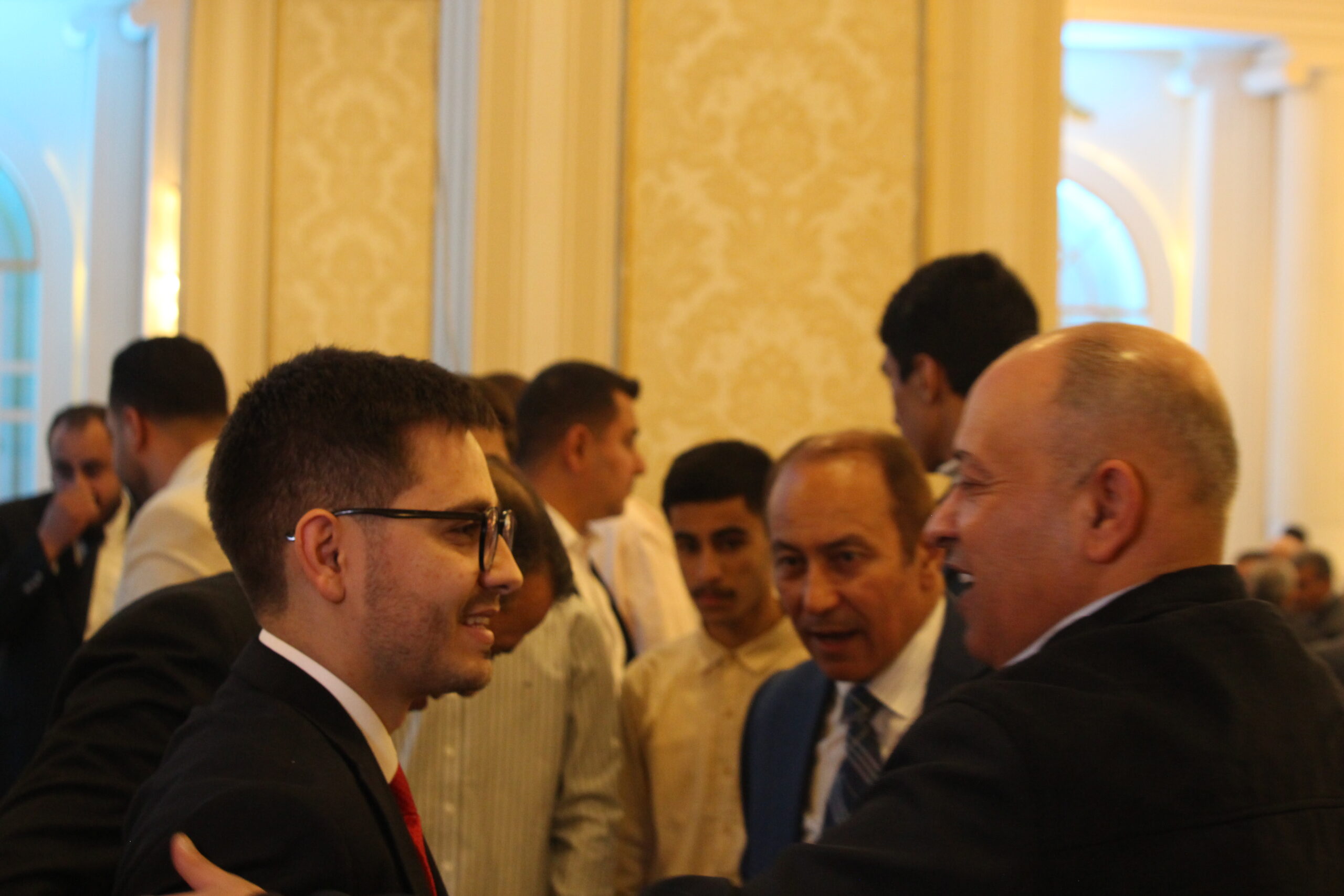 الكابتن الطيار دريد اللواما يولم بمناسبة زفاف نجله