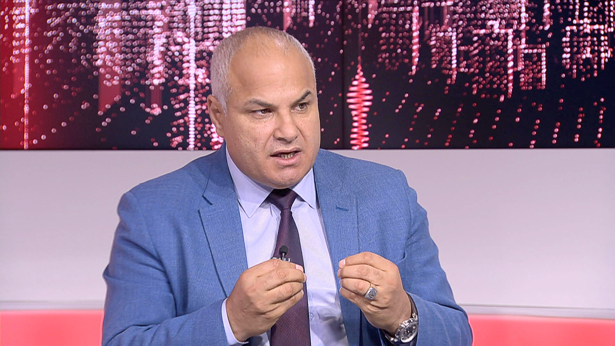 البكار يكشف شبهات اتجار بالبشر بالأردن