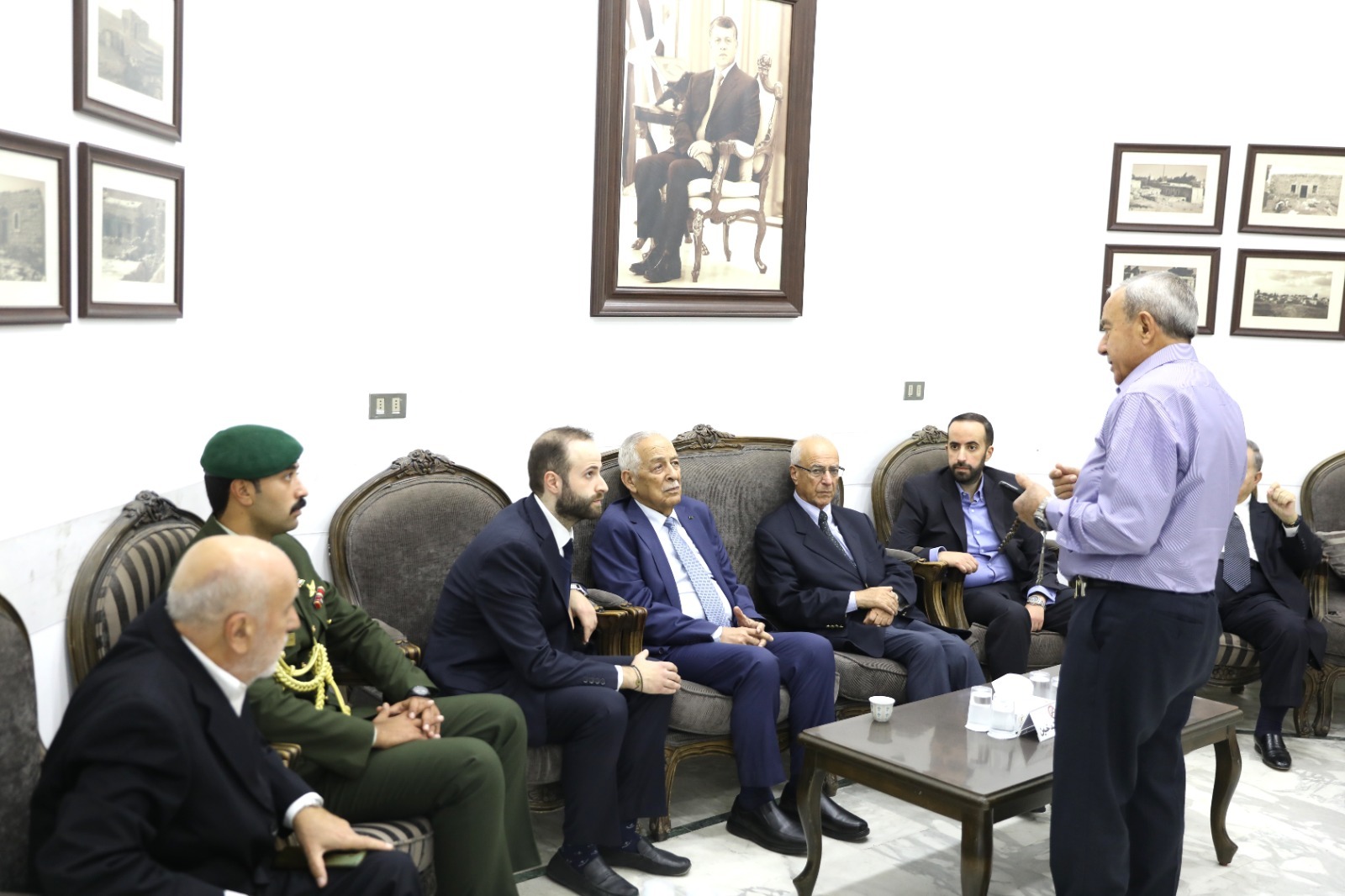 مندوبا عن الملك وولي العهد. العيسوي يعزي الشرفات والسلاخ والزريقات