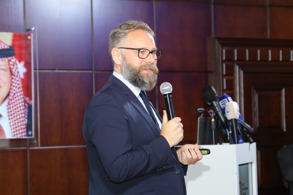 بالصور .. حفل افتتاح وفعاليات اليوم الأول لقمة " التايمز 2025" في عمان الاهلية