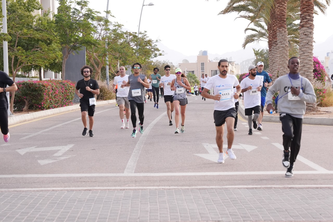 صورة حول : العقبة تنبض بالحماس استعداداً لانطلاق أيلة نصف ماراثون البحر الأحمر 2025 العقبة تنبض بالحماس استعداداً لانطلاق أيلة نصف ماراثون البحر الأحمر 2025