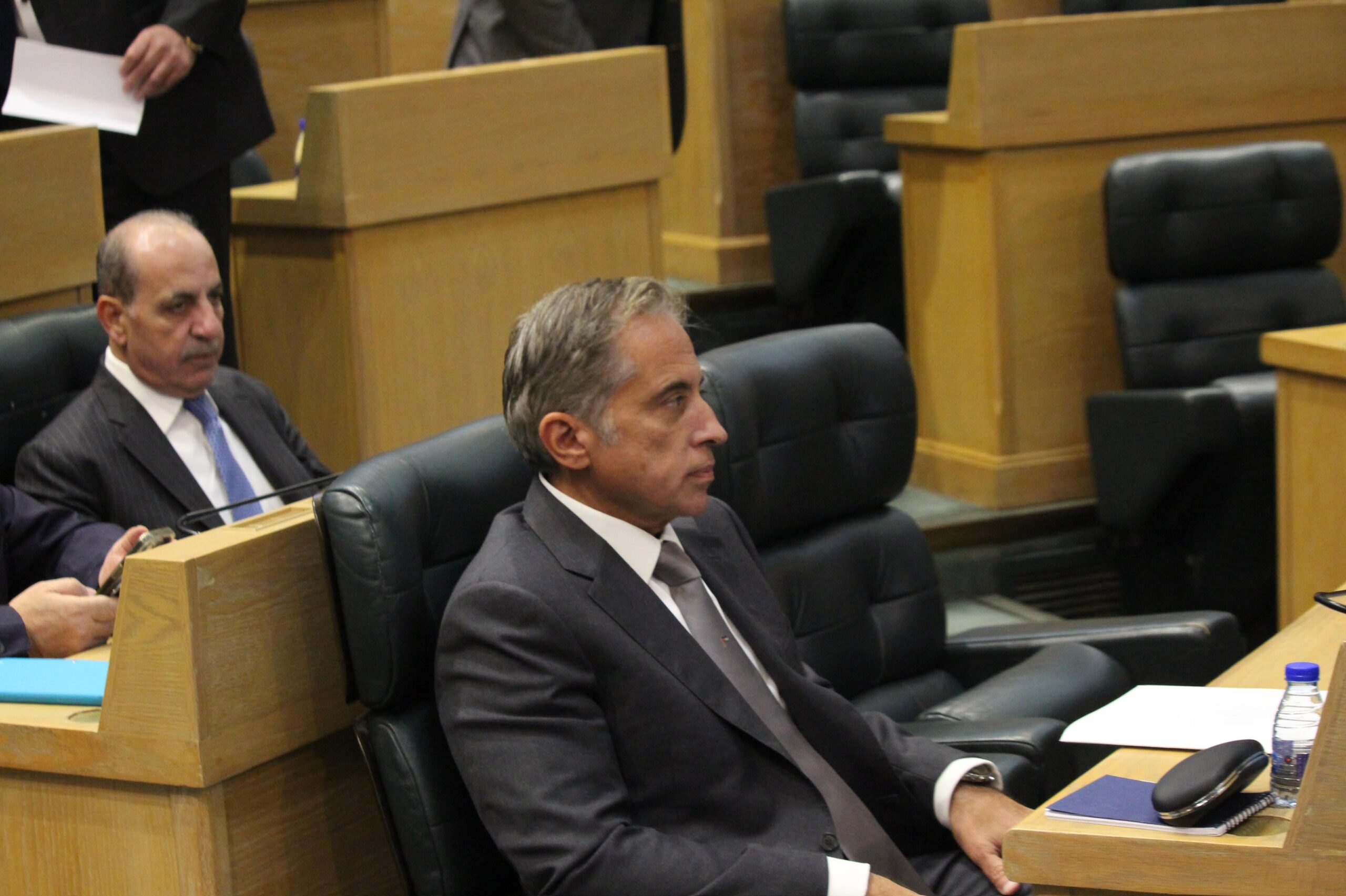 بالفيديو والصور… لقطات من مجلس النواب قبيل مناقشة خدمة العلم