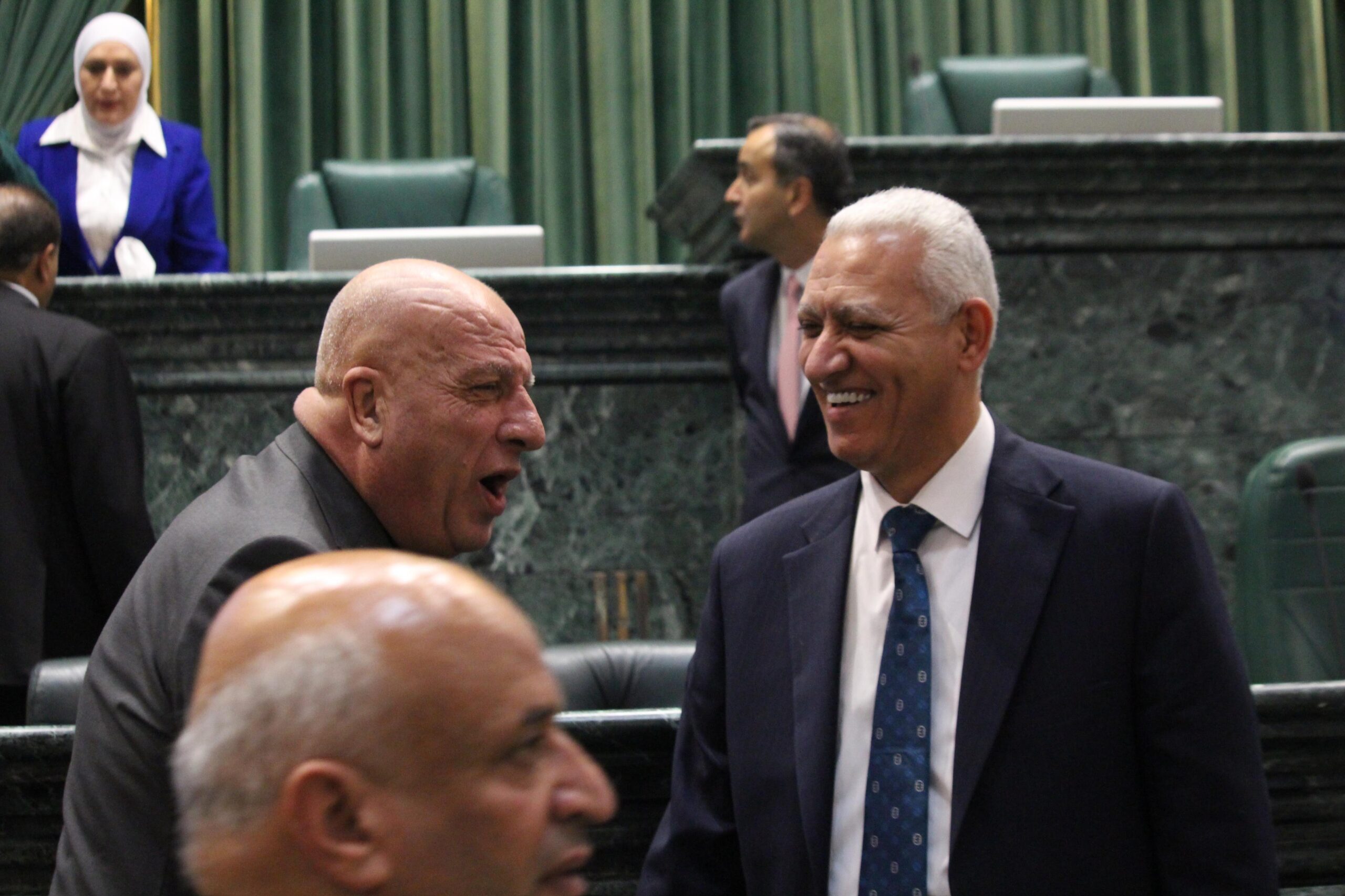 بالفيديو والصور… لقطات من مجلس النواب قبيل مناقشة خدمة العلم