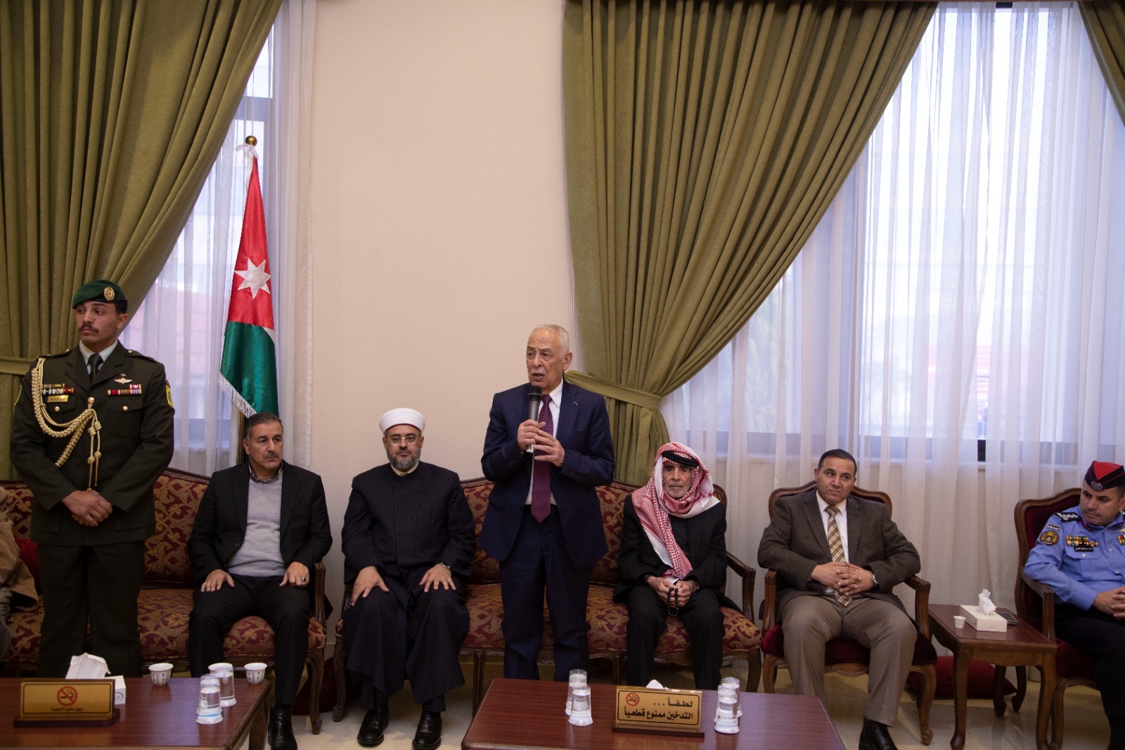 *مندوبا عن الملك وولي العهد. العيسوي يعزي عشائر المجالي والزعبي والقاضي*