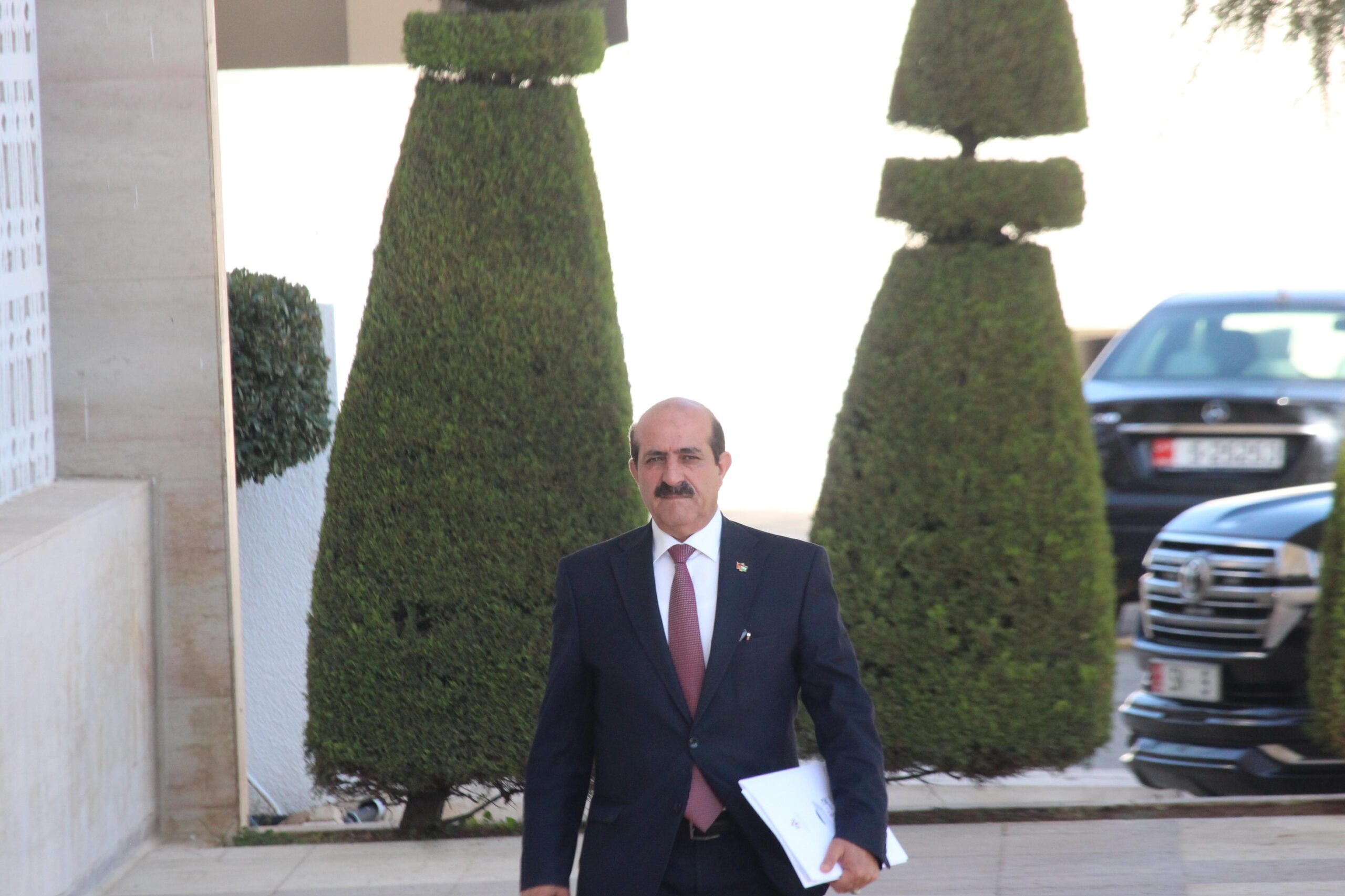 بالفيديو والصور… لقطات من مجلس النواب قبيل مناقشة خدمة العلم