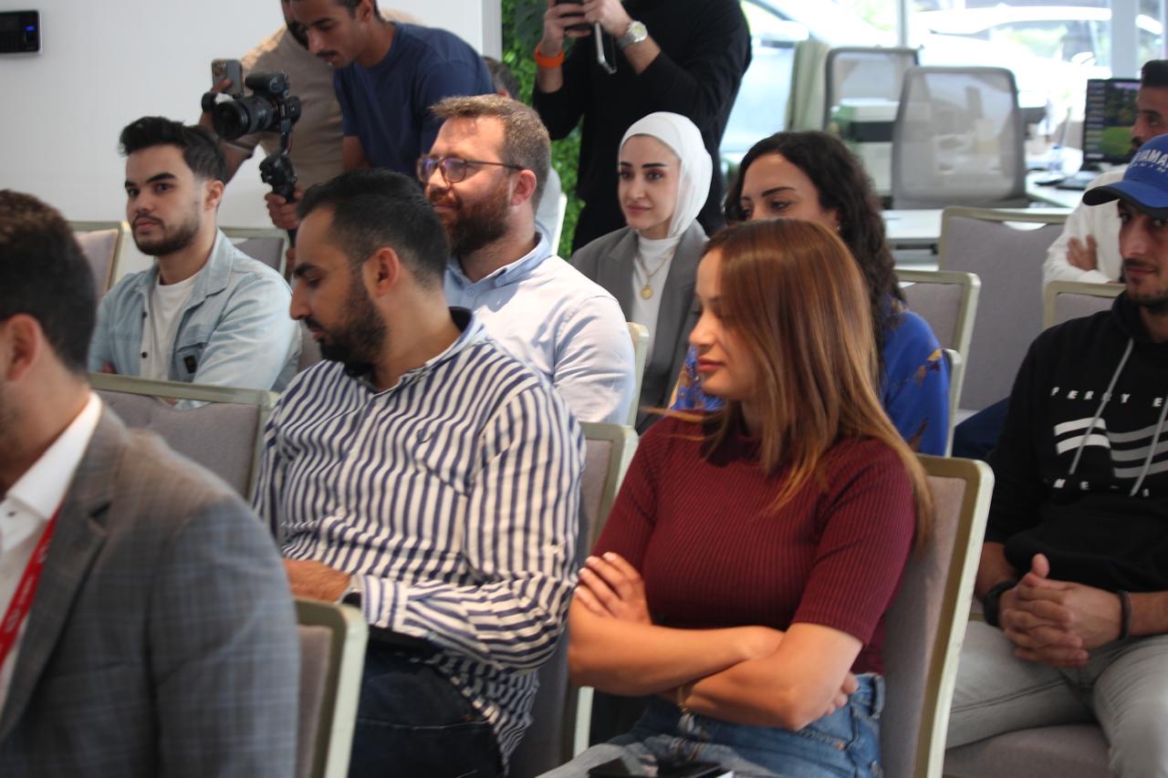 بالصور والفيديو… علي علوان سفيرًا رسميًا لعلامة المركزية شيري في الأردن