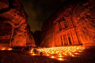 البريزات: البترا تستقطب نجوم العالم لتعزيز السياحة
