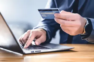 أفضل الممارسات لضمان أمان الدفع الالكتروني عبر الانترنت