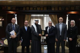 عمّان الأهلية والمكتب الثقافي الكويتي يبحثان تعزيز التعاون الأكاديمي