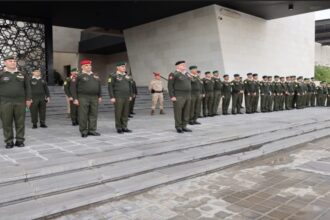 رئيس هيئة الأركان يزور مجموعة حمزة بن عبد المطلب في الحرس الملكي الخاص